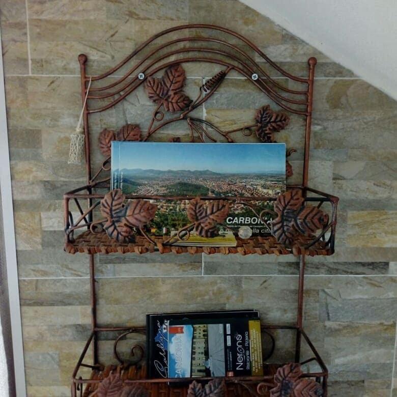 B&B Il Rifugio Del Lupo - E6721 Paringianu Kültér fotó