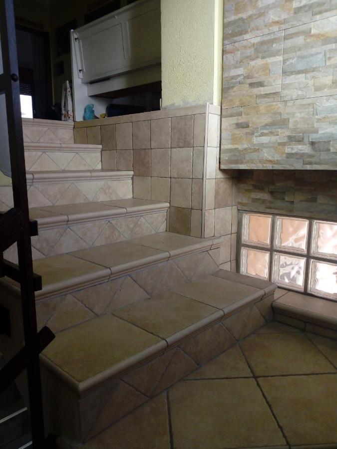 B&B Il Rifugio Del Lupo - E6721 Paringianu Kültér fotó