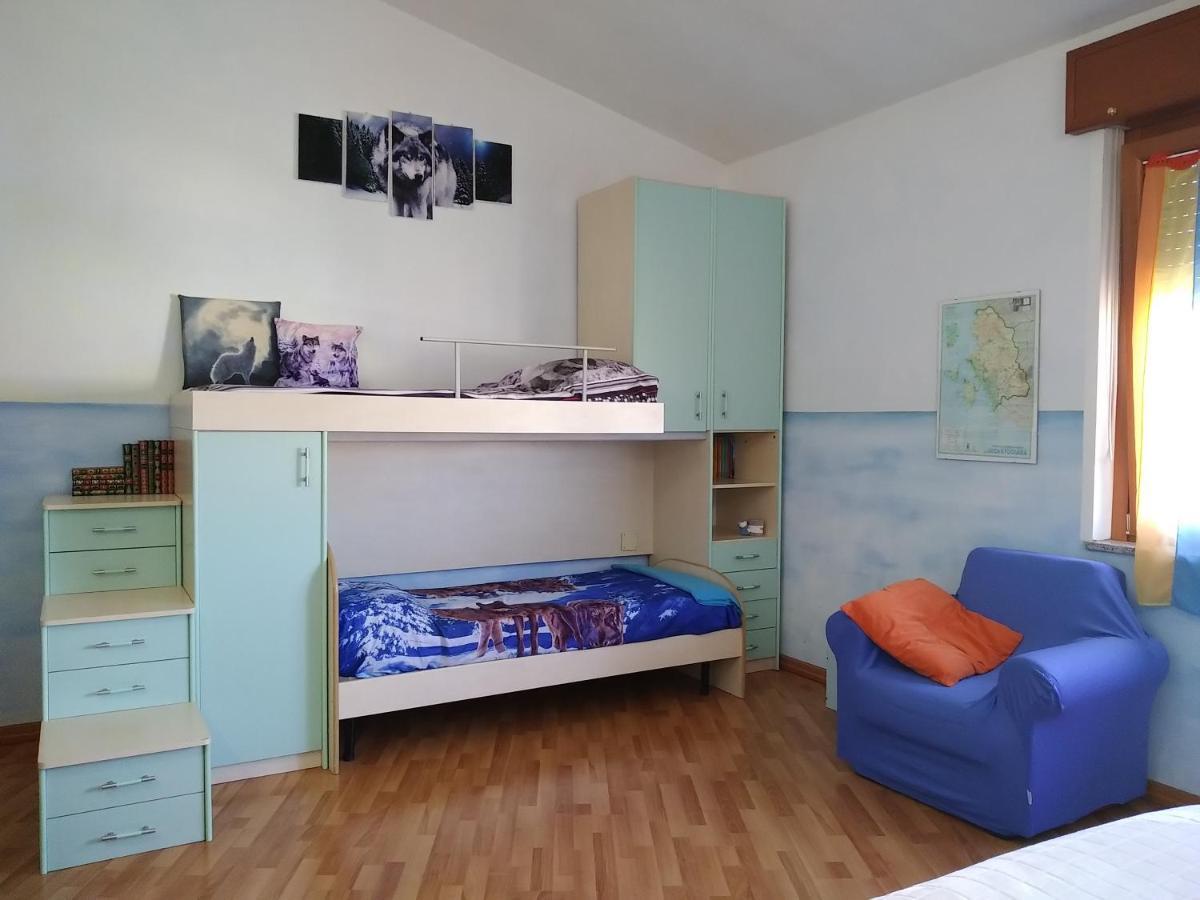 B&B Il Rifugio Del Lupo - E6721 Paringianu Kültér fotó