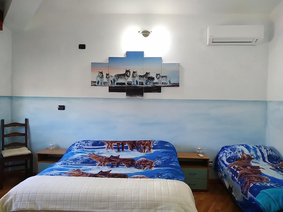 B&B Il Rifugio Del Lupo - E6721 Paringianu Kültér fotó